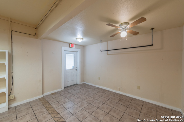 Listing photo id 29 for 1006 West Ave