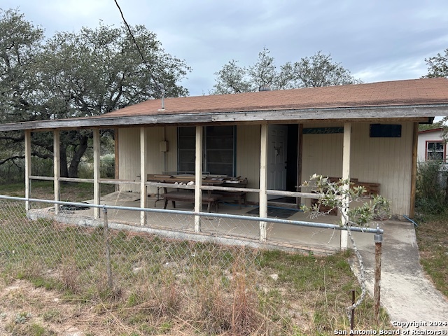 Details for 1331 Private Road 2415, Uvalde, TX 78801