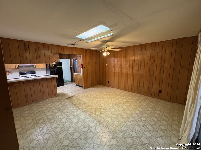 Image 16 of 49 For 2603 Monticello Ct