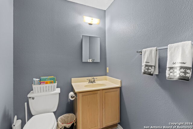 Image 15 of 29 For 9914 Stonefield Place