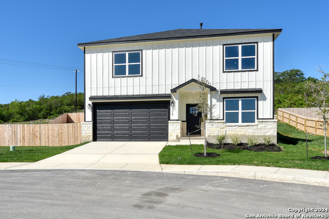 Listing photo id 10 for 320 Connor Creek
