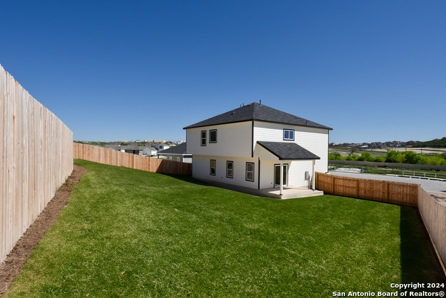 Listing photo id 12 for 320 Connor Creek