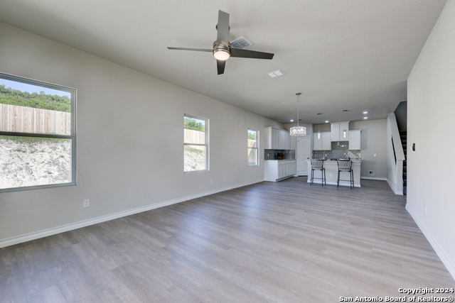 Listing photo id 20 for 320 Connor Creek