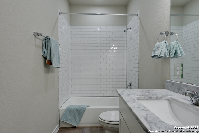 Listing photo id 29 for 320 Connor Creek