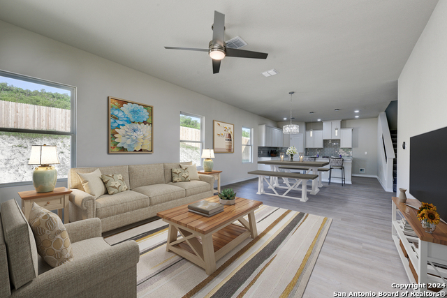 Listing photo id 4 for 320 Connor Creek