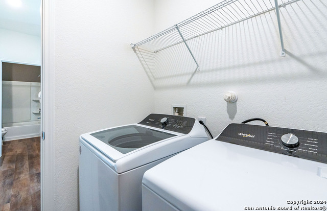 Image 18 of 21 For 1105 Oriole Way