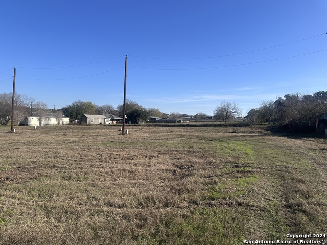 Image 2 of 4 For 610 8th St S