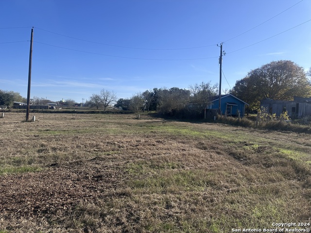 Image 3 of 4 For 610 8th St S