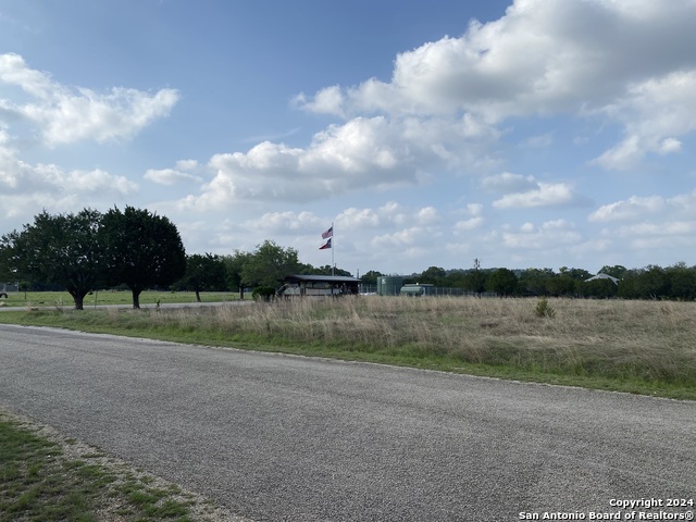 Listing photo id 0 for Lot 5 S Settlers Lane