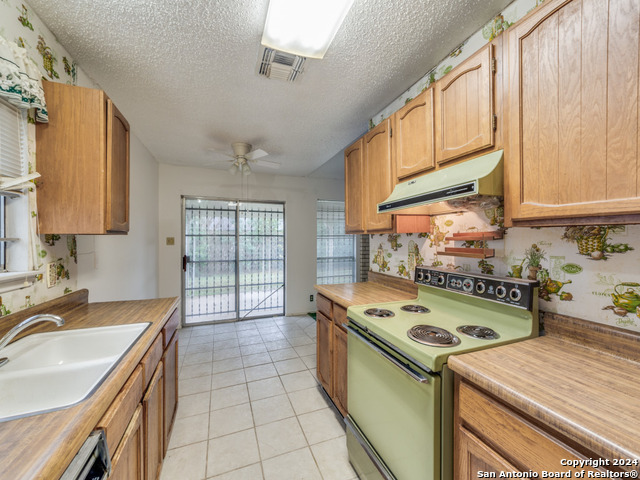 Image 17 of 36 For 5922 Lake Nacoma St