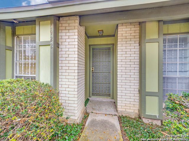 Image 5 of 36 For 5922 Lake Nacoma St