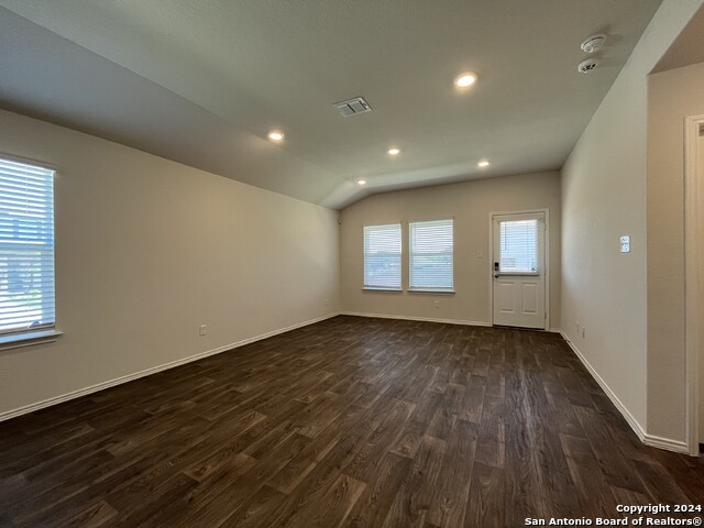 Image 13 of 36 For 4722 Pillay Way