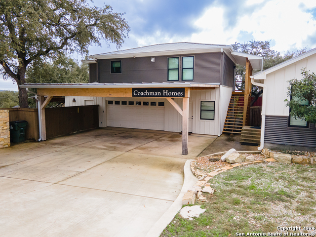 Listing photo id 24 for 15600 Ranch Road 12