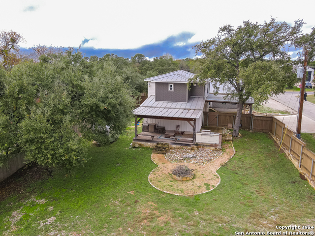 Listing photo id 40 for 15600 Ranch Road 12