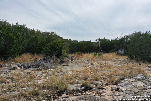 Listing photo id 12 for 1048 Sd 46067