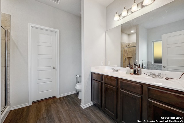 Image 15 of 21 For 7627 Toledo Bnd