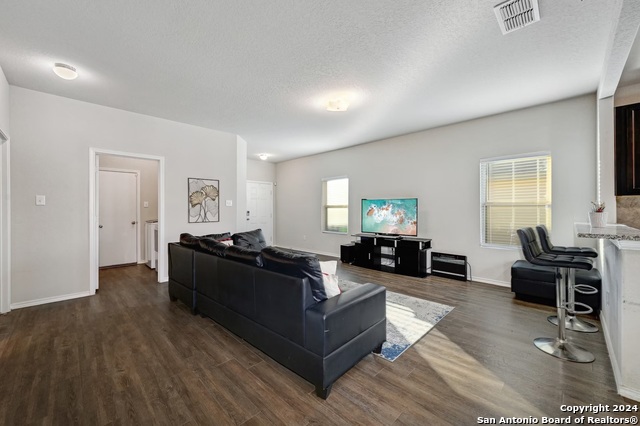 Image 5 of 21 For 7627 Toledo Bnd
