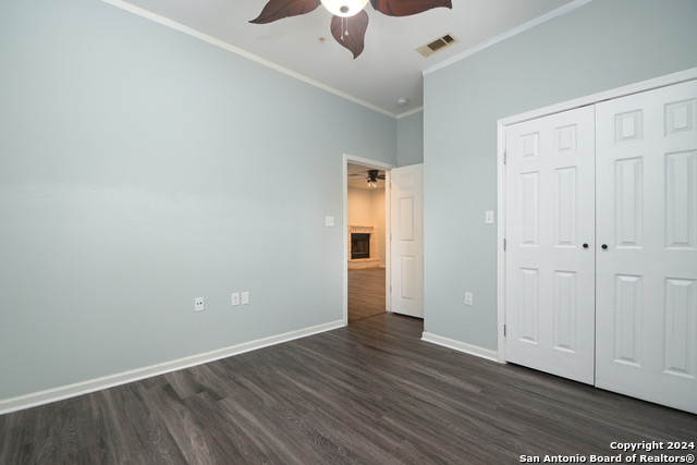 Image 13 of 17 For 12446 Starcrest Dr  209