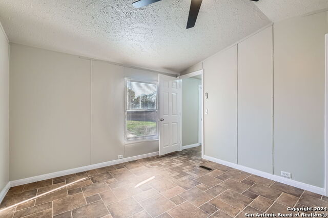 Image 10 of 27 For 7634 Quail St