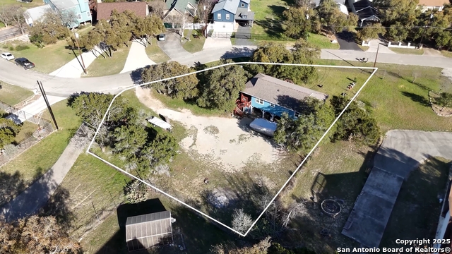 Image 11 of 13 For 895 Lakebreeze Dr