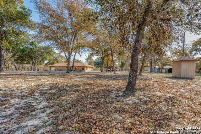 Listing photo id 17 for 255 Black Jack Rd