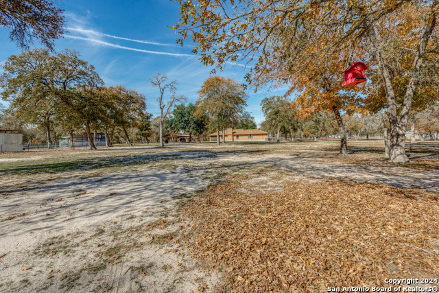 Listing photo id 23 for 255 Black Jack Rd