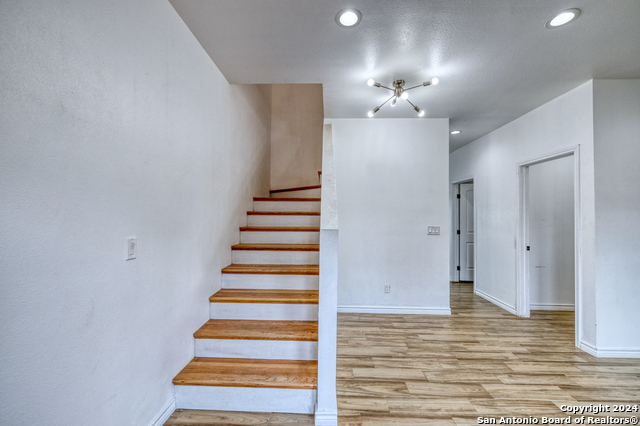 Image 11 of 25 For 703 3rd St N