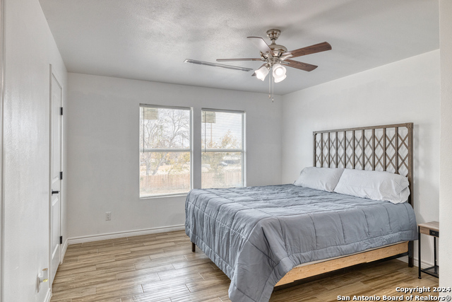 Image 13 of 25 For 703 3rd St N