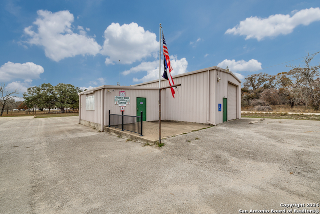 Details for 1600 County Road 770, Natalia, TX 78059