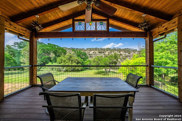 Listing photo id 19 for 2041 Fm 1340
