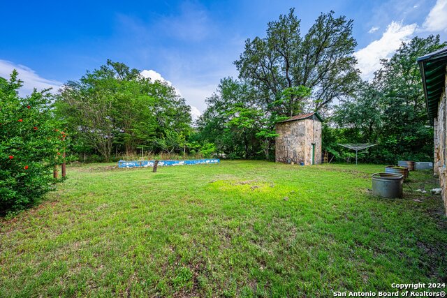 Listing photo id 32 for 2041 Fm 1340