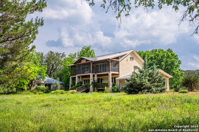 Listing photo id 38 for 2041 Fm 1340