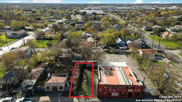 Listing photo id 10 for 2112 Guadalupe St