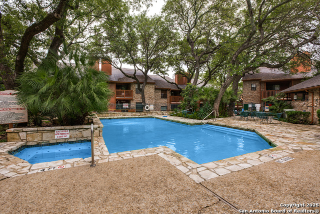 Image 11 of 25 For 13018 Heimer Rd  210