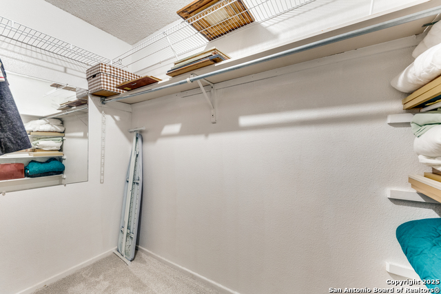 Image 25 of 25 For 13018 Heimer Rd  210