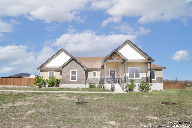 Details for 125 Summer Meadow Dr, La Vernia, TX 78121