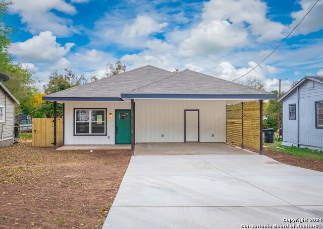 Details for 805 Jones Ave, Seguin, TX 78155