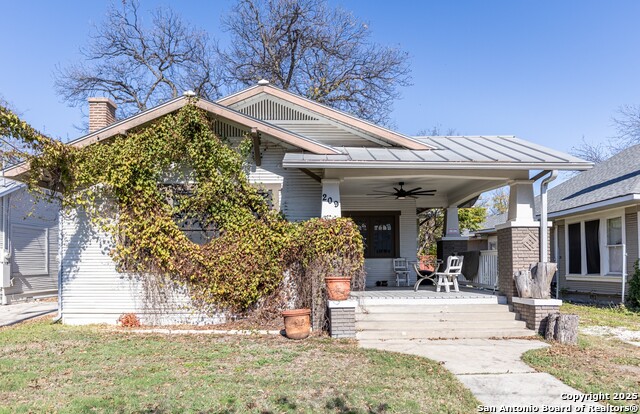 Details for 209 Carolina St E, San Antonio, TX 78210