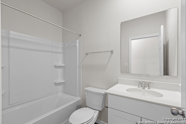 Image 8 of 19 For 13711 Anchor Way