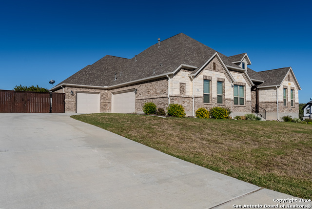 Details for 116 Moon Lane, Castroville, TX 78009