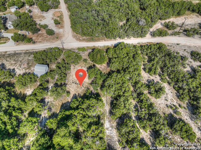 Listing photo id 9 for 210 Indian Trail