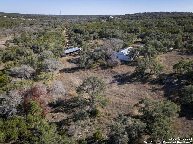 Listing photo id 33 for 6511 Fm 311  