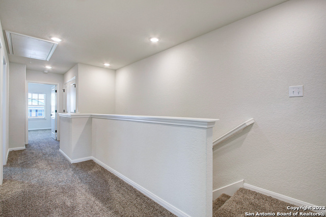 Listing photo id 2 for 10328 Lynwood Creek