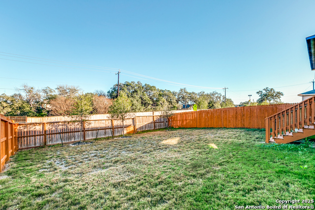 Listing photo id 21 for 4712 Sulphur Trace