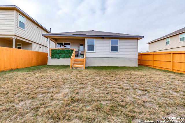 Listing photo id 22 for 4712 Sulphur Trace