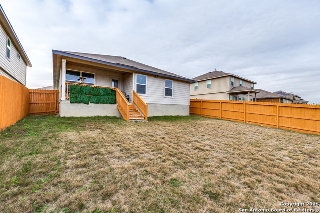 Listing photo id 24 for 4712 Sulphur Trace