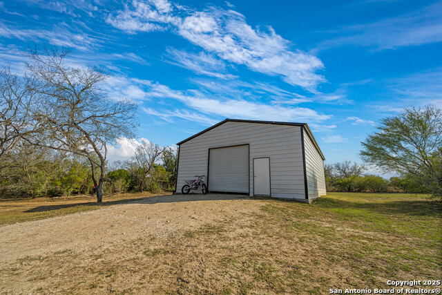 Listing photo id 20 for 4976 County Road 116