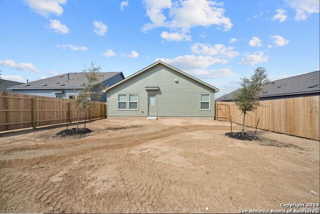 Listing photo id 22 for 9311 Selene Place