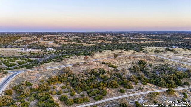 Image 39 of 50 For 1700 Cattlemans Crossing