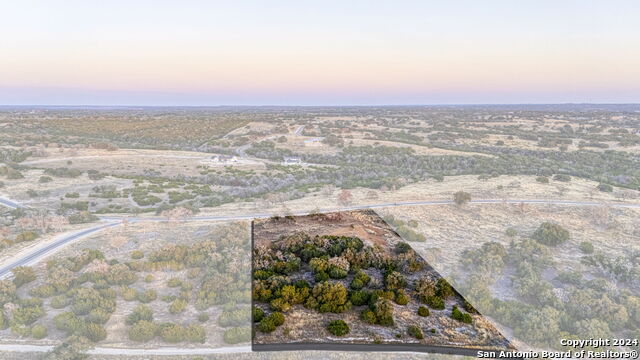 Image 40 of 50 For 1700 Cattlemans Crossing